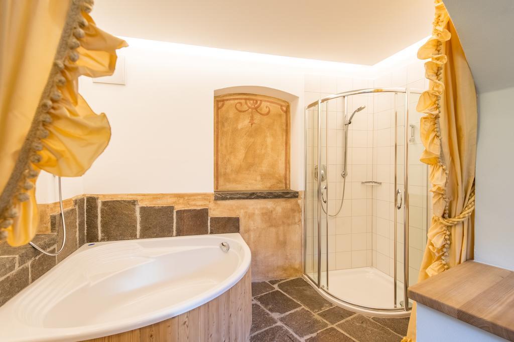 Adler Suite & Stube Вилабаса Екстериор снимка